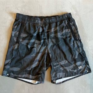 RVCA Camo Yogger Athletic Shorts - Medium